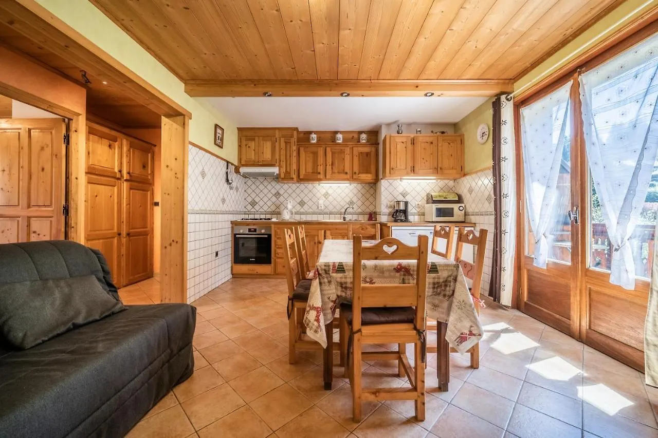 Apt Chenives 2 - Morzine Apartment